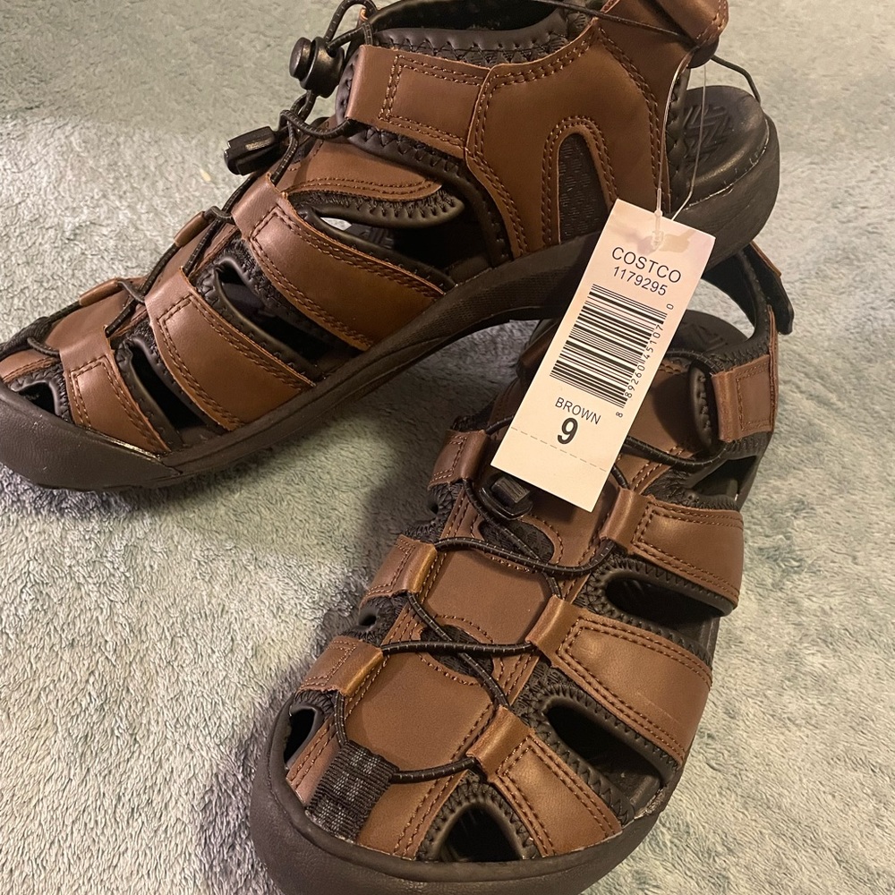 Khimbu Mens Travis Sandal Size 9